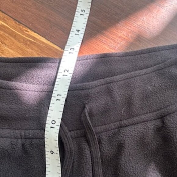 The North face Fleece Jogger - Picture 10 of 10